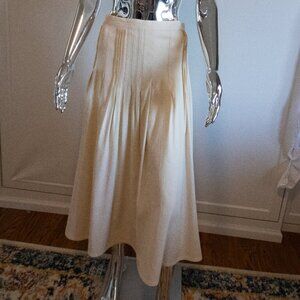 Cream Linen-Blend Pin-tucked top Skirt Size 10